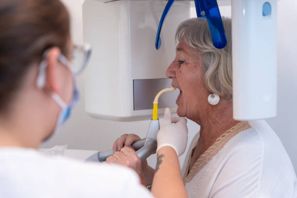 Best Emergency Tooth Extraction in Mora, MN